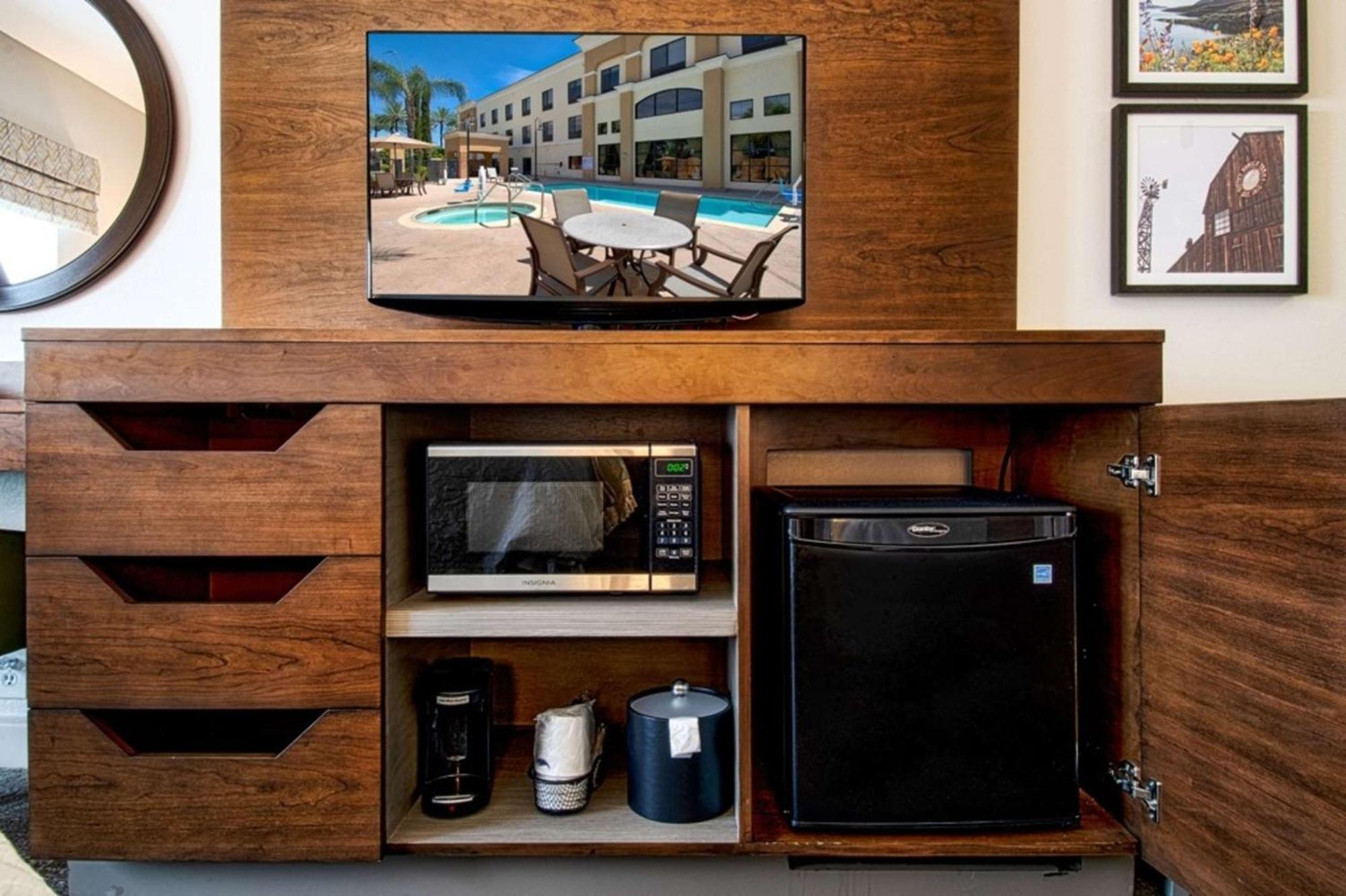 Hampton Inn & Suites By Hilton Hemet Menifee Murrieta Extérieur photo