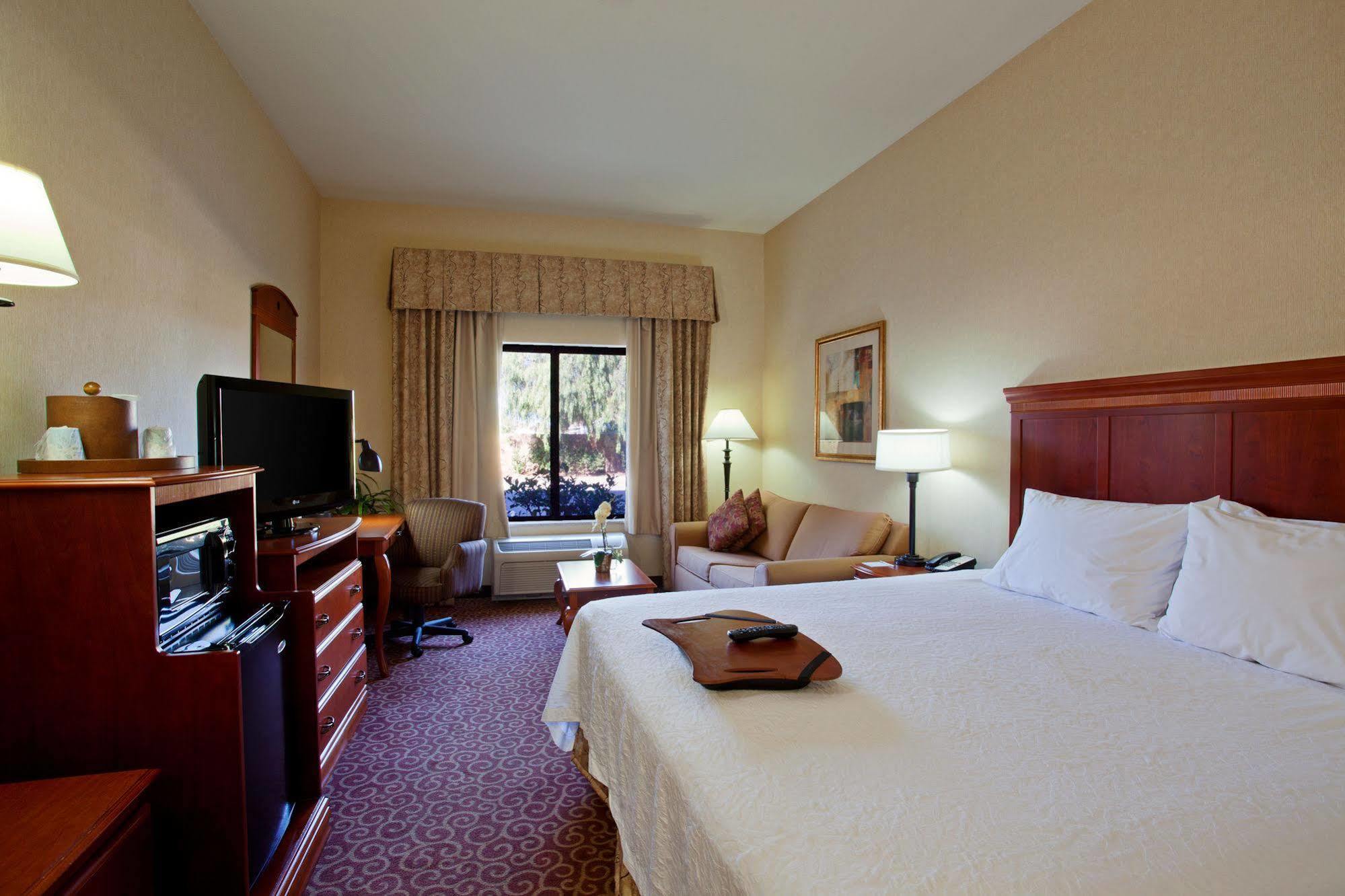 Hampton Inn & Suites By Hilton Hemet Menifee Murrieta Extérieur photo